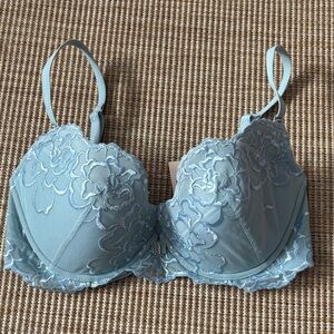 Elegant Lace Underwire Bra - Light Blue